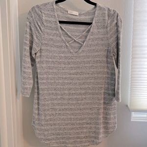 Grey & white striped v-neck 3/4 sleeve sweater